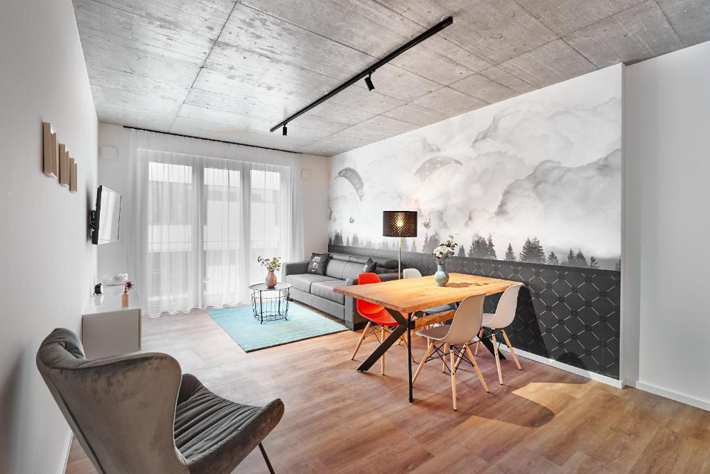 The Cloud Suite Apartments 5