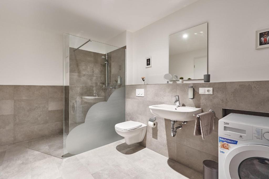 The Cloud Suite Apartments 3