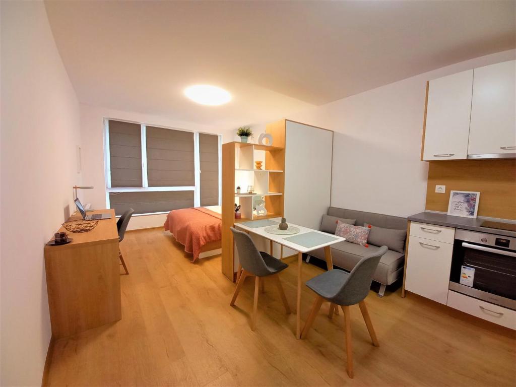 Gardenia Apartments 5