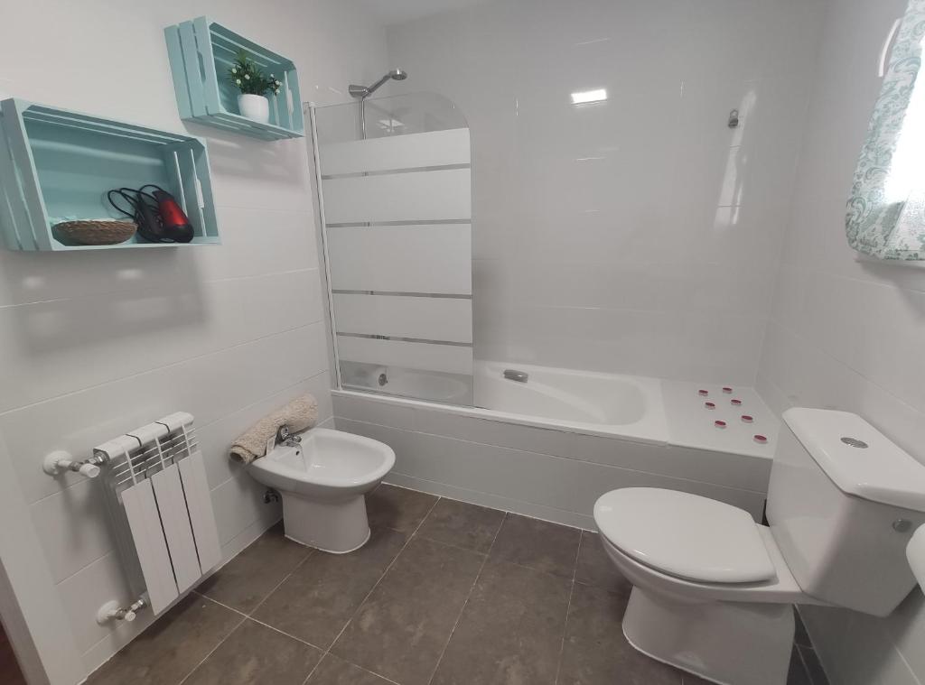 "La Villa de Iker" con Piscina, Barbacoa y a 10 mint de Puy du Fou 3
