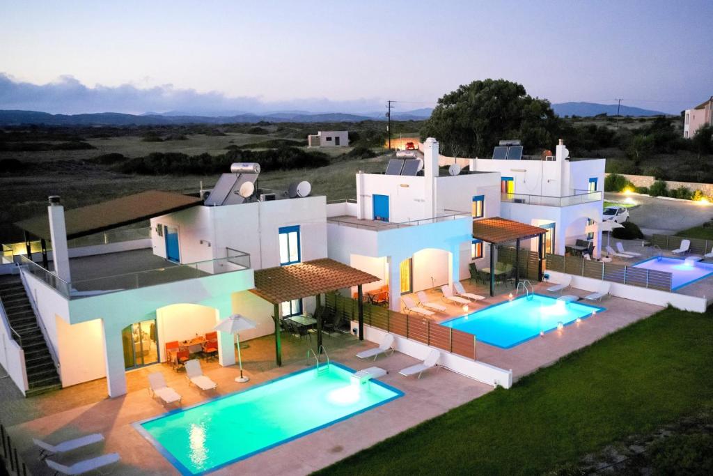 Nerida Beachfront Villas 8