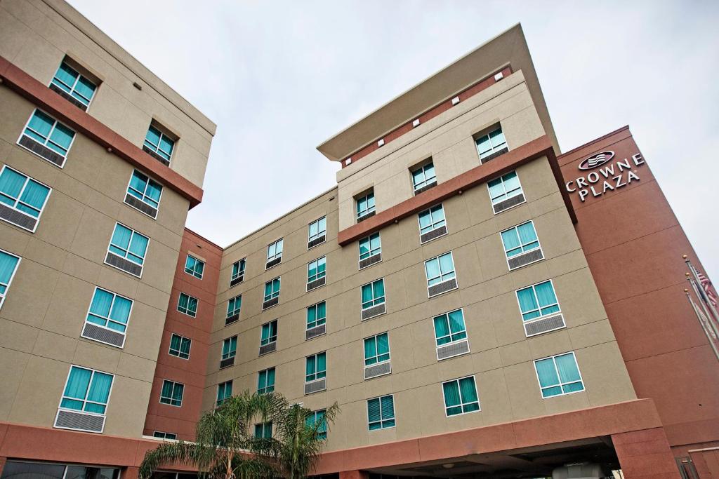 Crowne Plaza Houston Galleria Area, an IHG Hotel Image