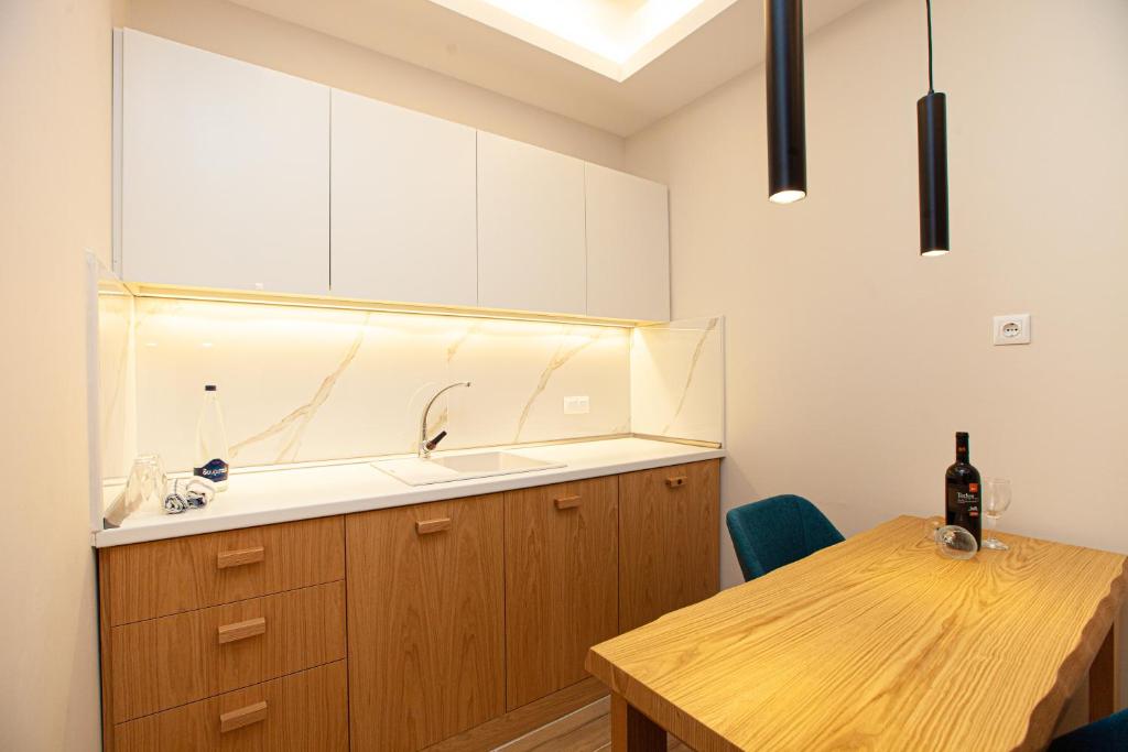 No21 Luxury Suites 8