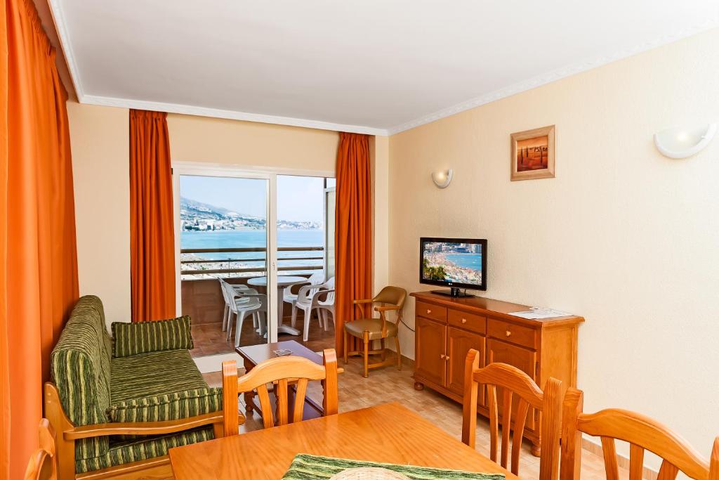 Apartamentos Stella Maris - Marcari SL 4