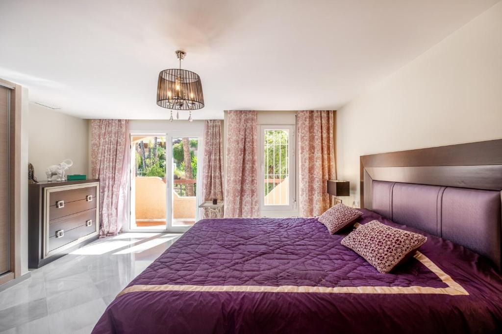Family Exclusiv Townhouse Puerto Banus 2
