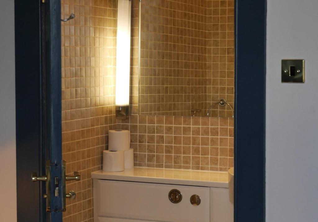 Thistle Suite city centre 8