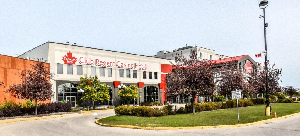 Canad Inns Destination Centre Club Regent Casino Hotel Image