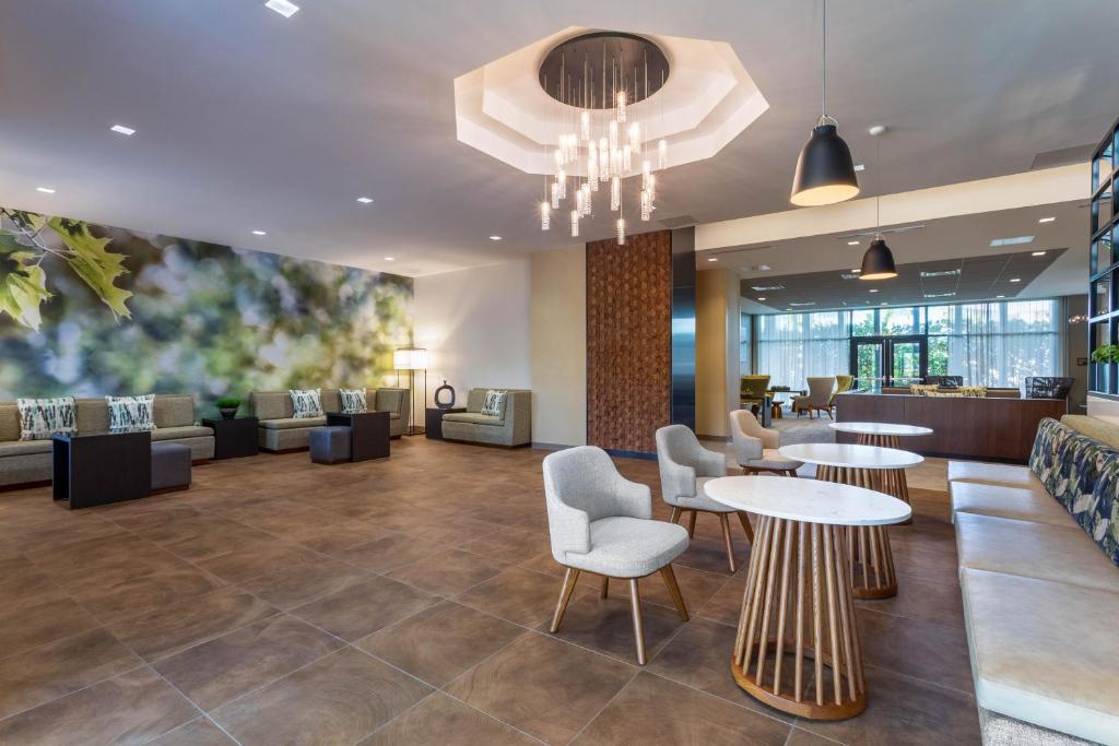 Wyndham Garden Orlando Universal / I Drive Image