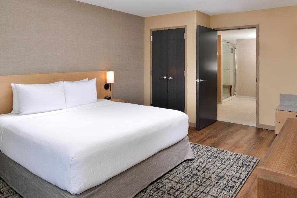 Hyatt Place Chicago Wicker Park Image