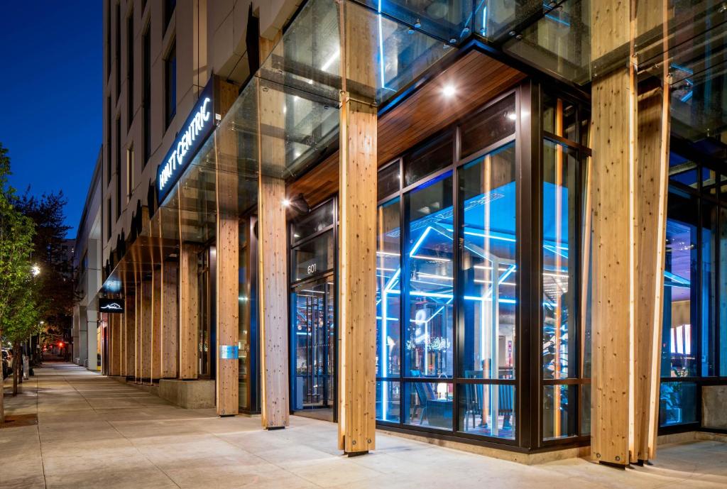 Hyatt Centric Downtown Portland Image