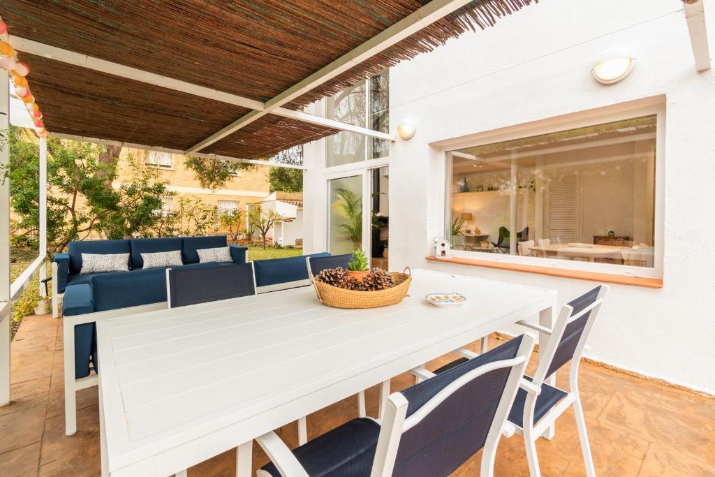Casa con gran jardín cerca de la playa - BAIX 4