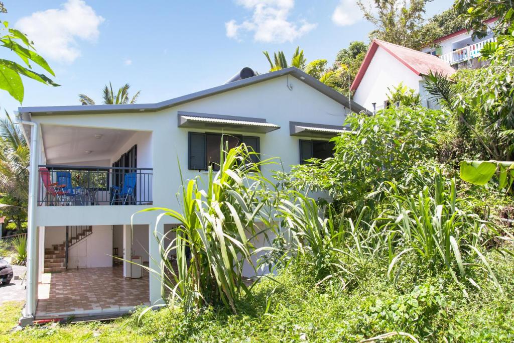 Maison confortable avec vue sur mer à Sainte-Rose + jardin 6