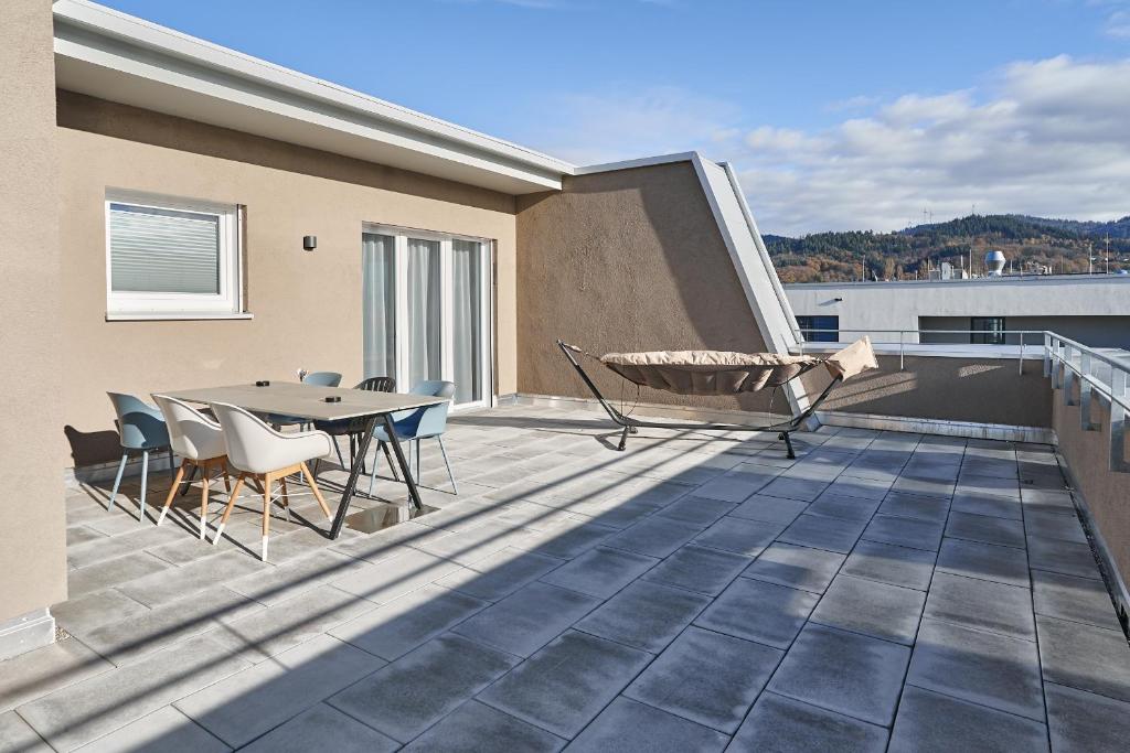 The Cloud Suite Apartments 6