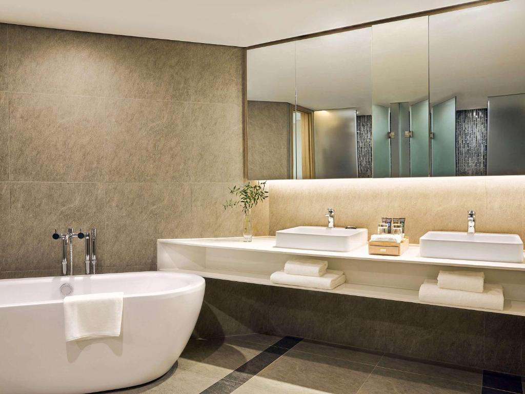 Novotel Hanoi Thai Ha