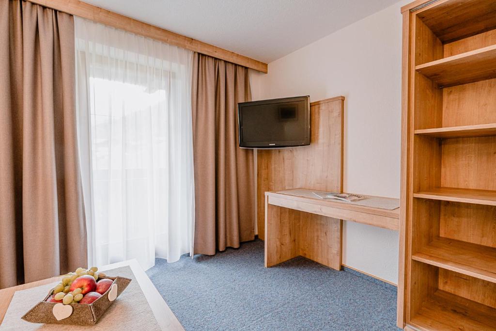 Haus Crystal 6
