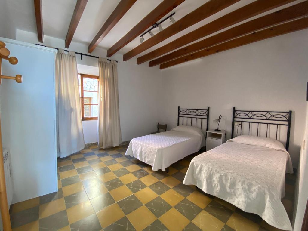 casa nuria, en el centro, al lado de la escalinata del calvario para 6 personas 7
