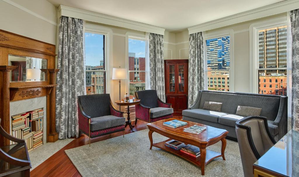 The Oxford Hotel Image
