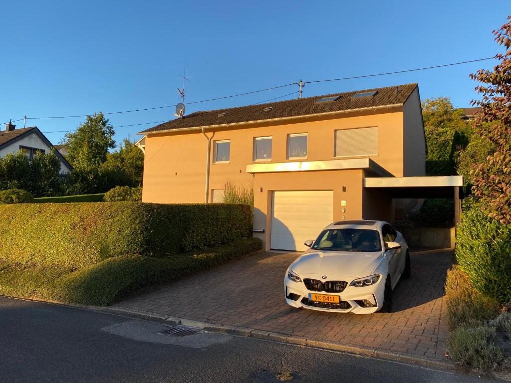 Casa Royale, Boxspring, WiFi, XXL-Parking, E-Wallbox 1