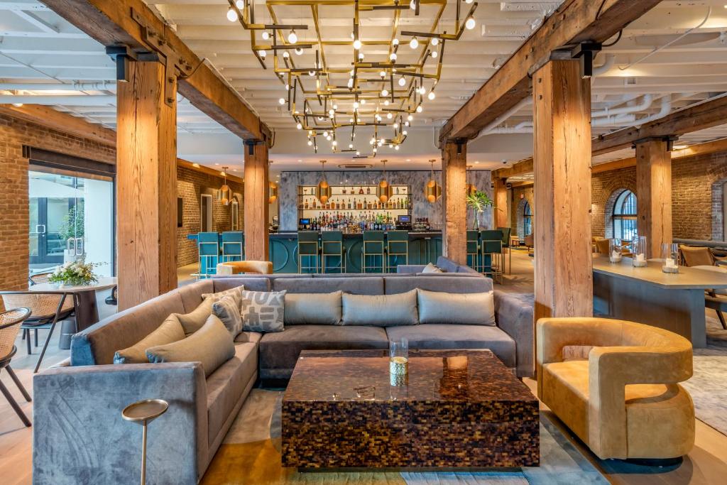 ONE11 Hotel Image