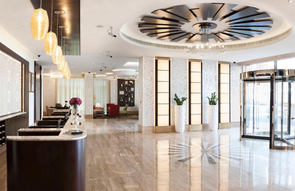 Carlton Downtown Hotel Image
