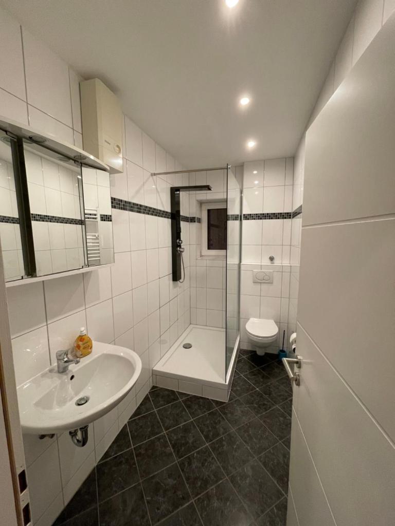 Paradise Apartments 3