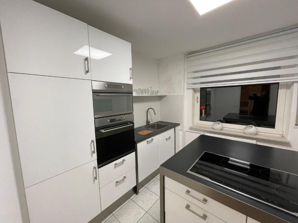 Paradise Apartments 4