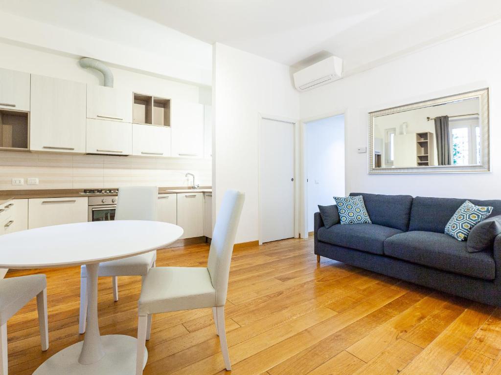 easyhomes - Central Station 4