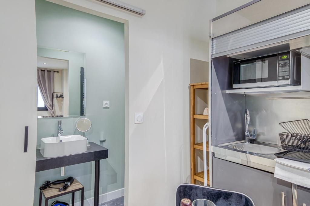 Appartements Emile Fourcand -Your Bordeaux Home 3