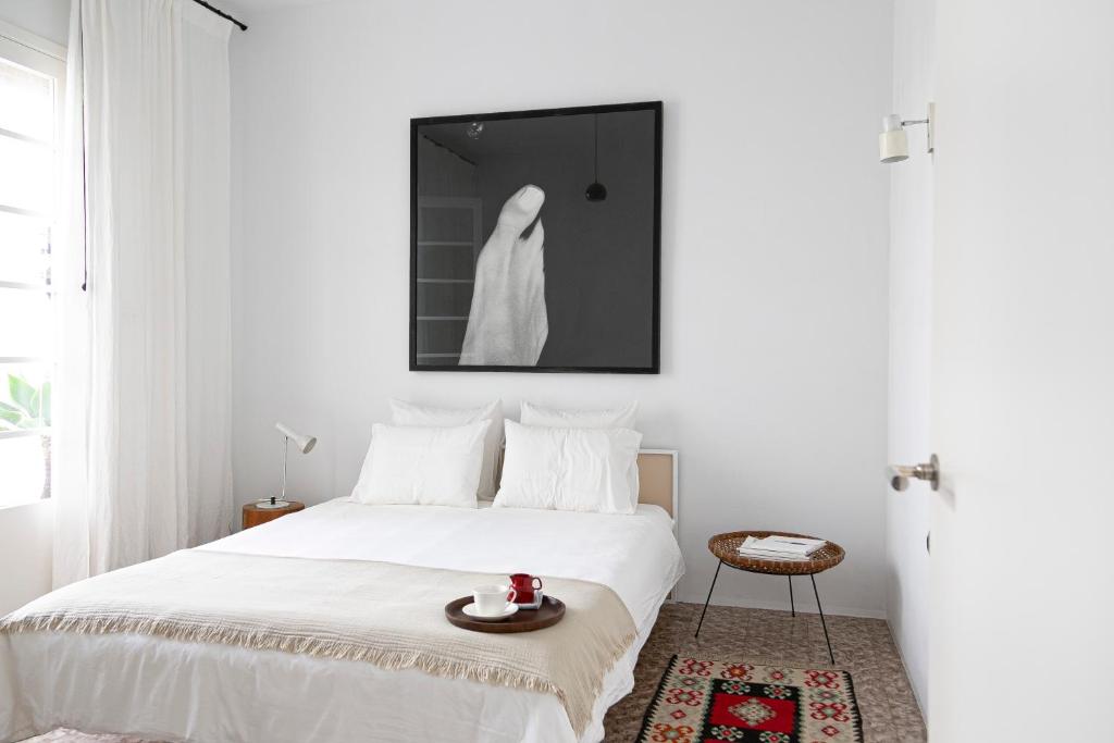 Luxury modernist design townhouse with garden 7
