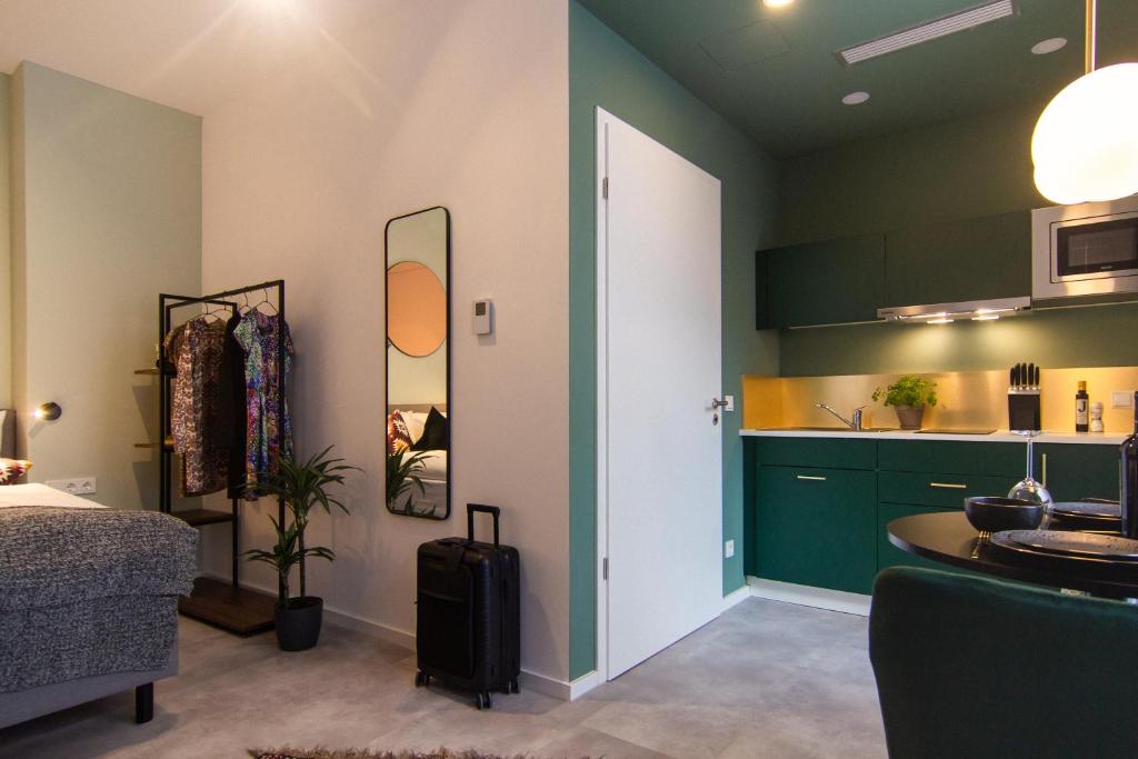 Astoria Apartments 4