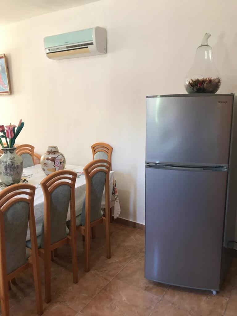 Pomos Small Sunny House 5