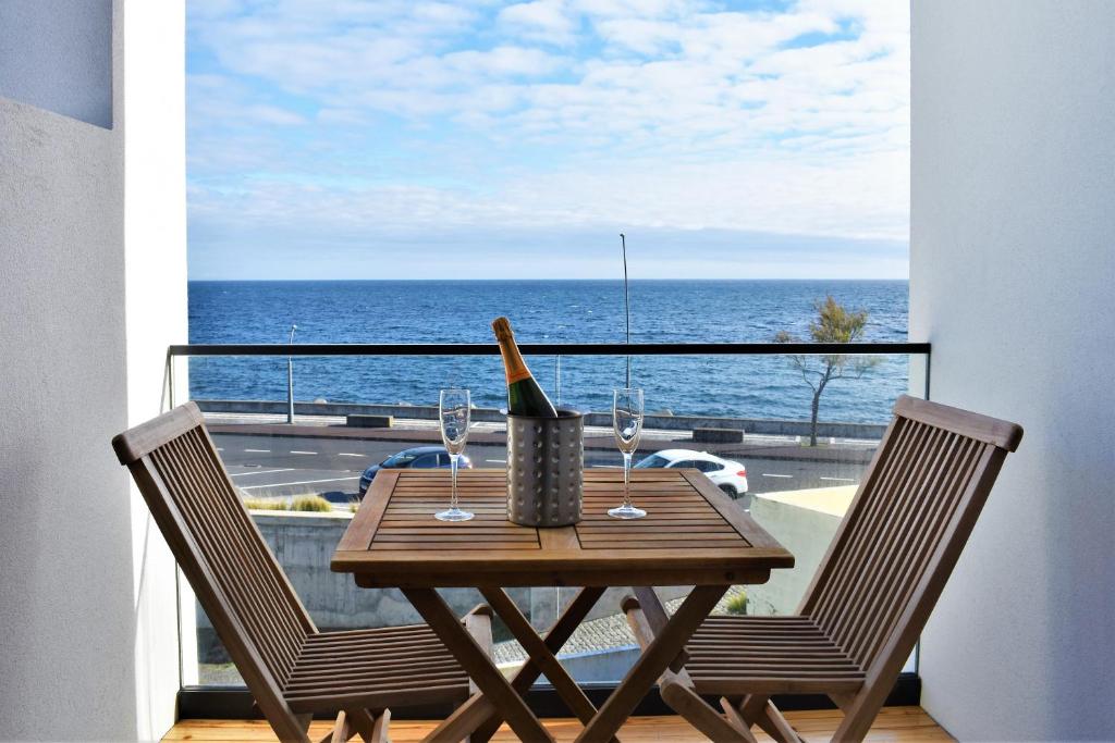 Ocean Blue Apartment 6