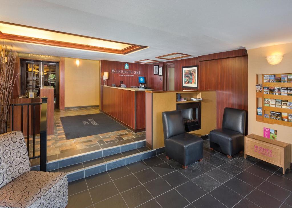 Mountainside Lodge Image