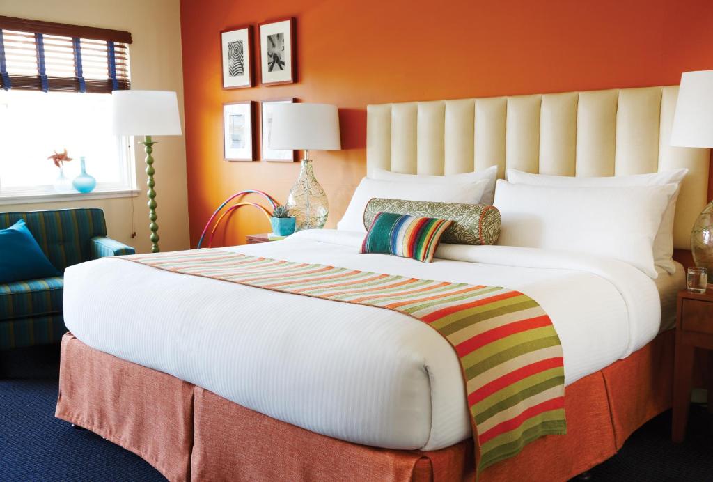 Hotel Del Sol Image