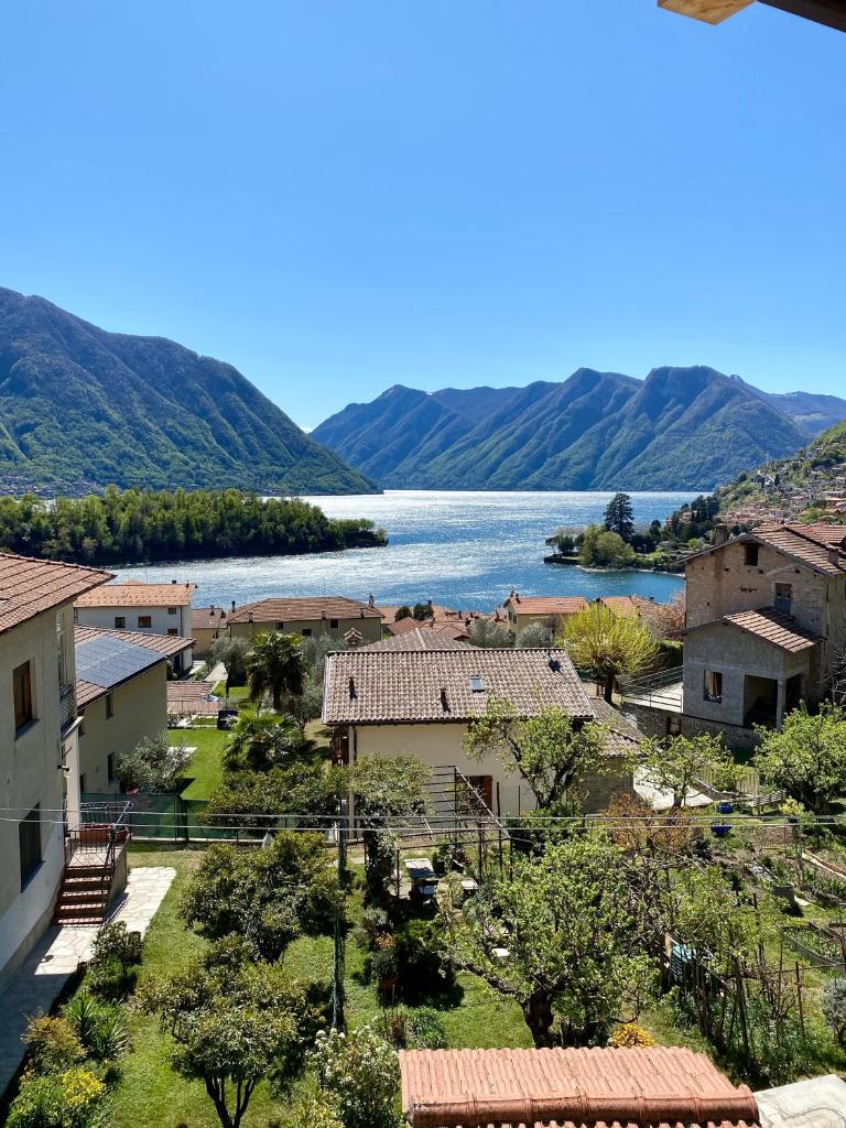 Lora luxury villa , with lake view 7