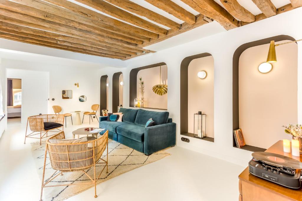 Habitat Parisien - Louvre Rivoli 5