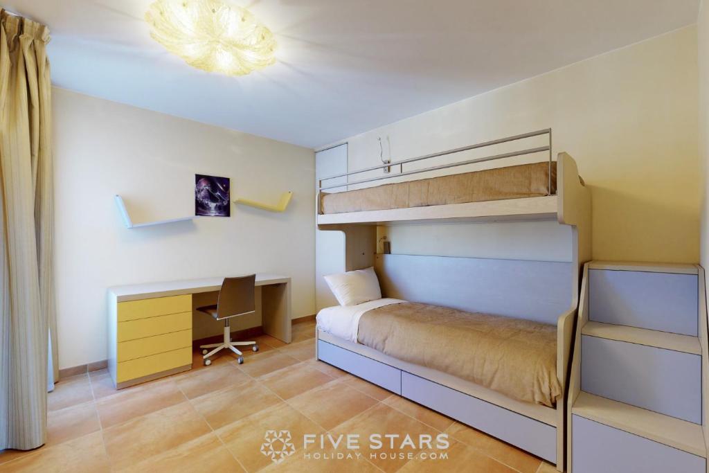 LUXURY BEACH five STARS HOLIDAY HOUSE 2