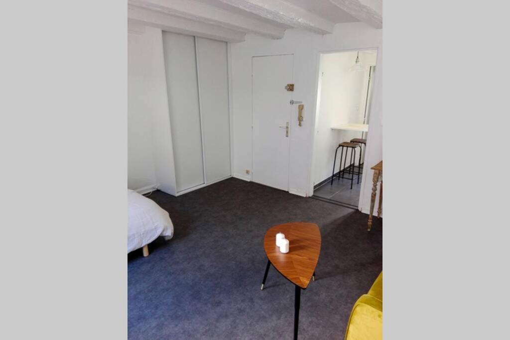 Appartement cosy rue Sainte Madeleine 2