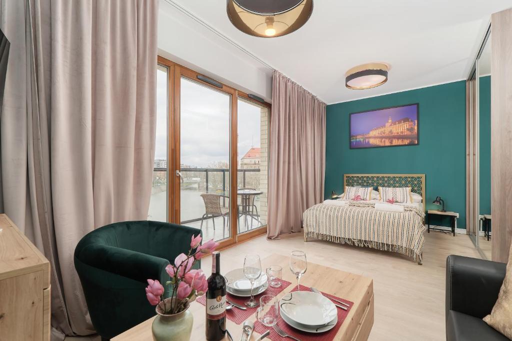 Apartment Wrocław Na Bulwarach by Noclegi Renters 3