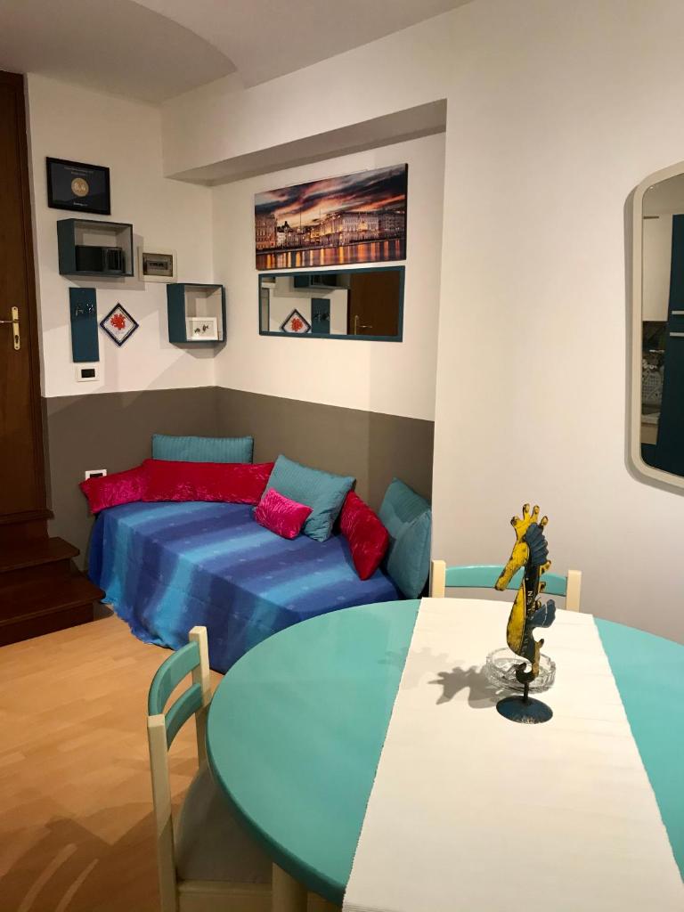 Muggia Studio 2 3