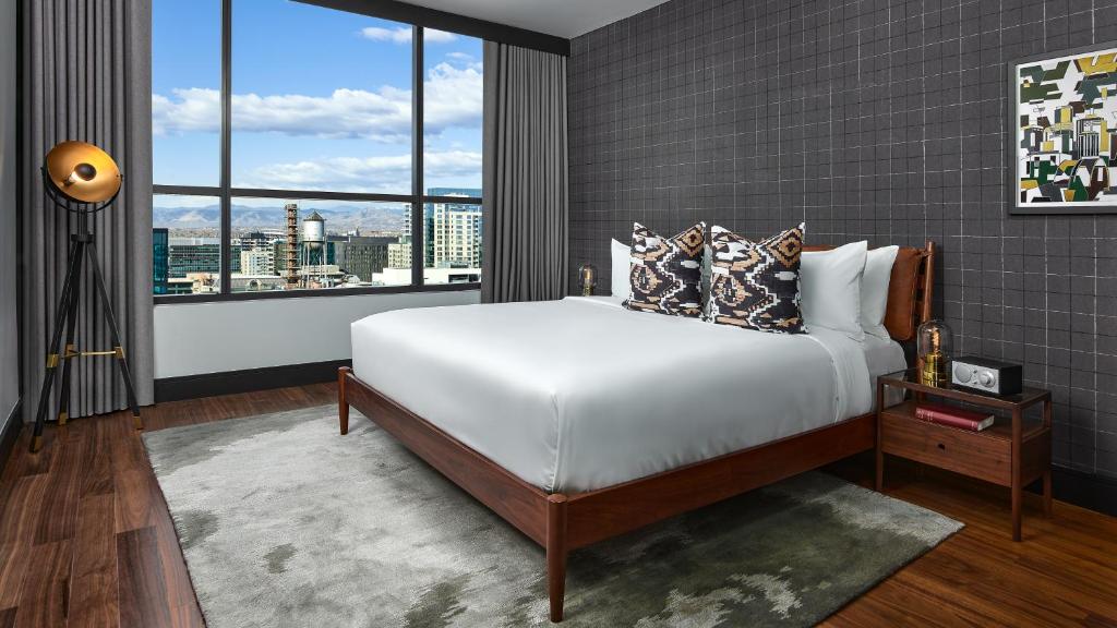 The Rally Hotel at McGregor Square Image