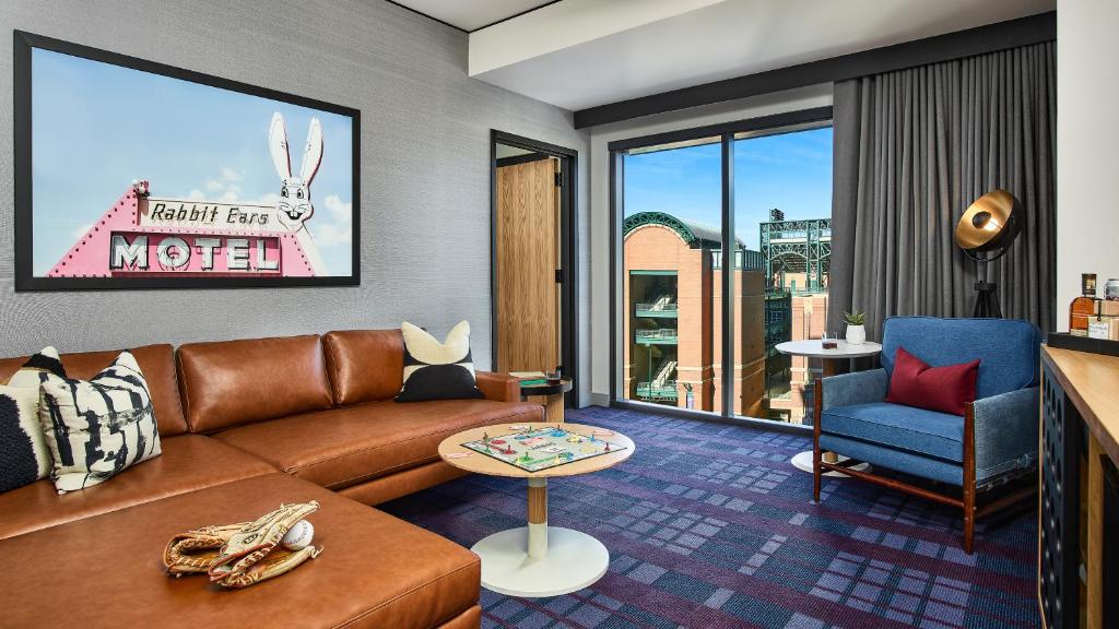 The Rally Hotel at McGregor Square Image