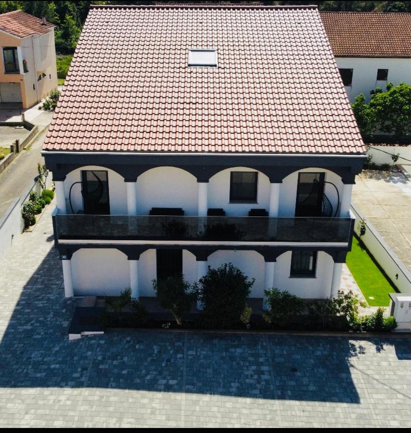 Apartments Lecija 7