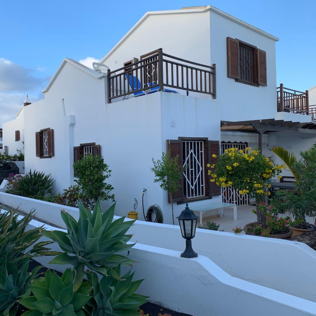Pequeño Paraíso Lanzarote, modernes Ferienhaus am Meer für 4 7