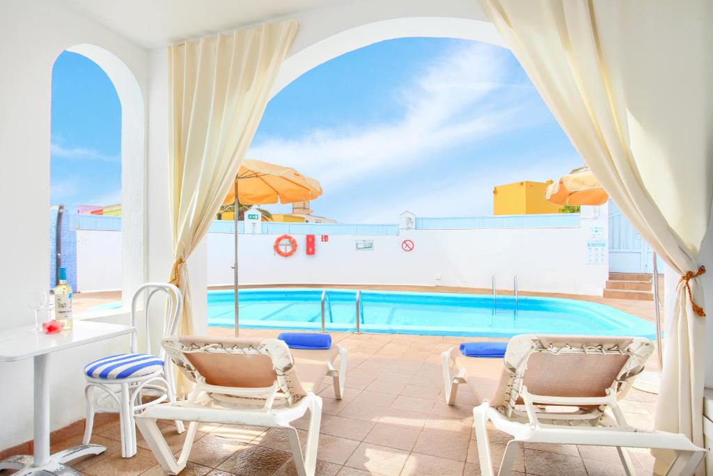 Neptuno Bungalows - Adults Only 7