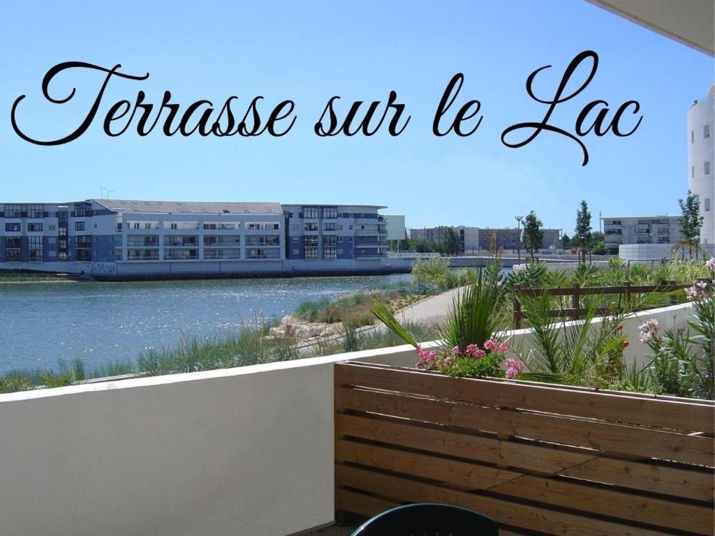 Terrasse sur le lac