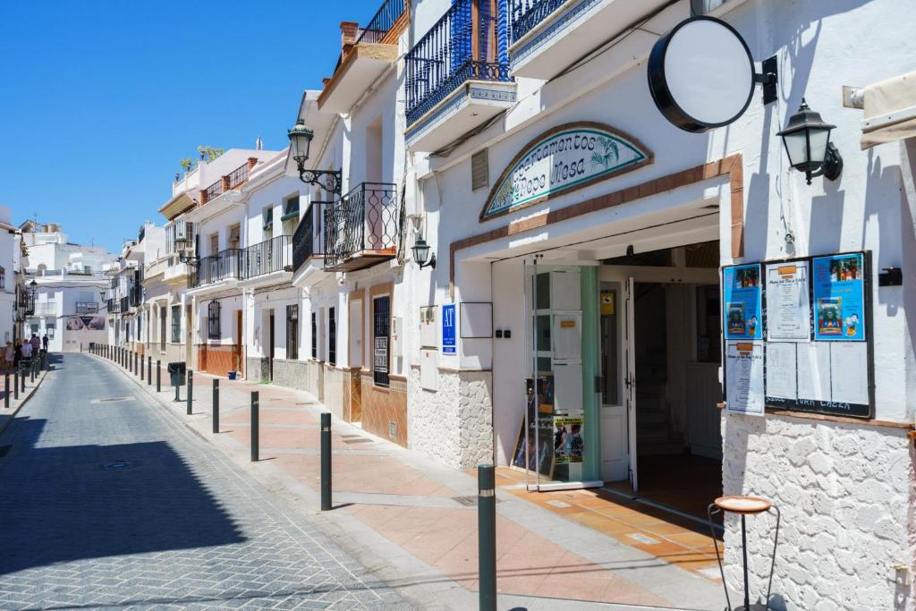 Apartamentos Pepe Mesa 7