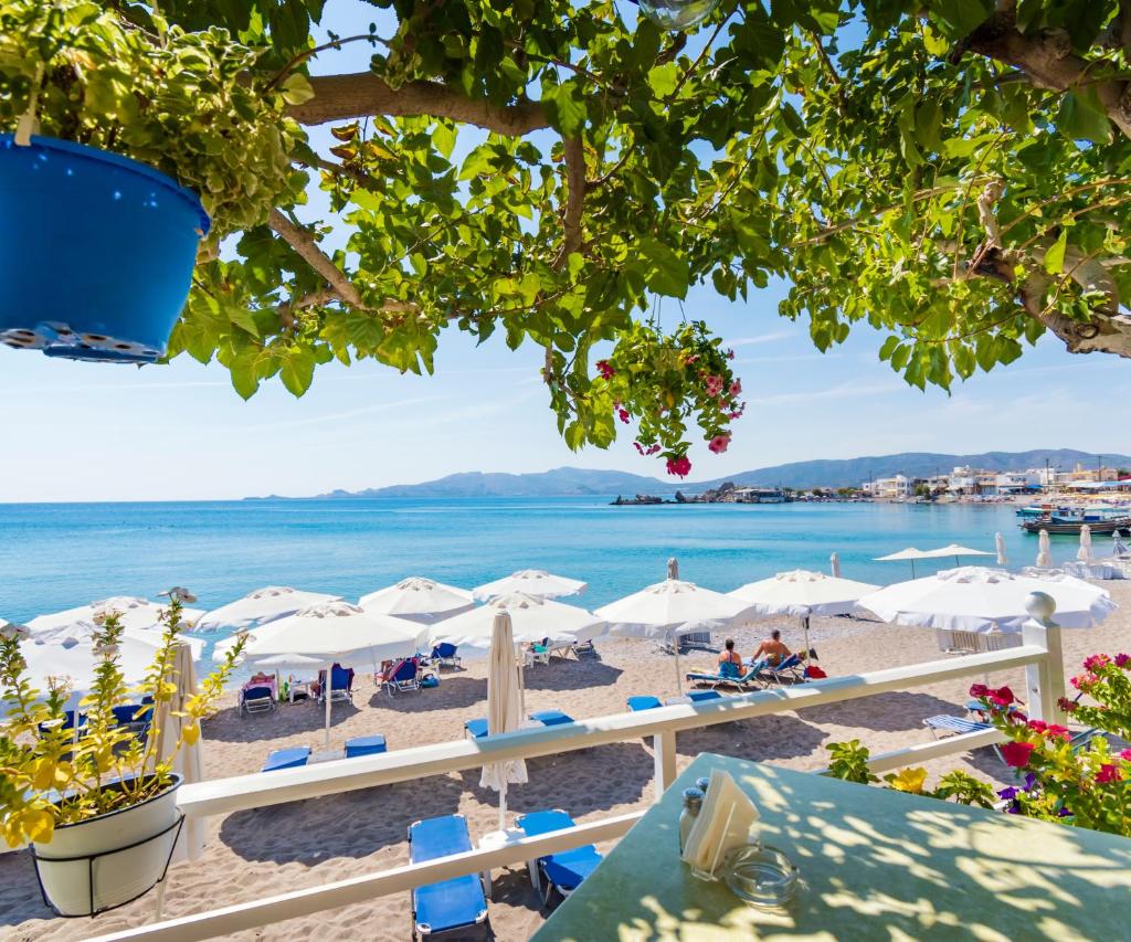 Haraki Beach Mediterranean Retreat 5