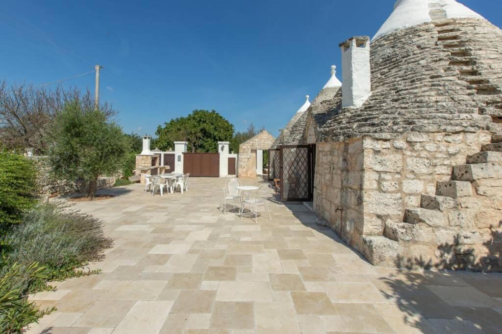 Photo de la galerie de l'établissement Trulli Antonio, Authentic apulian Trullo with private pool, à Ostuni 37 autres photos