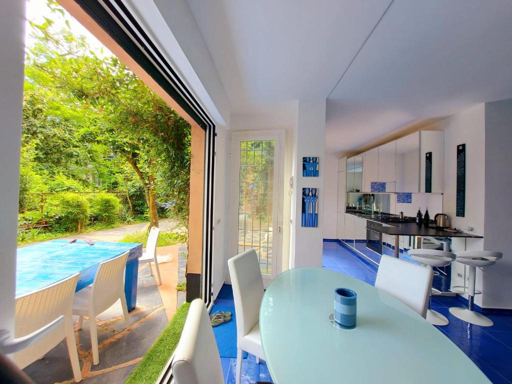 BLU GARDEN FLAT private parking 4